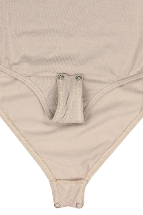 Bawełniane body damskie klasyczne z krótkim rękawem beżowe